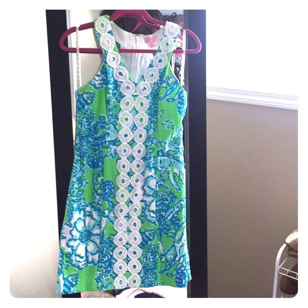 Lilly Pulitzer Trudy Go Go Green Shift Dress 6 - Picture 2 of 4